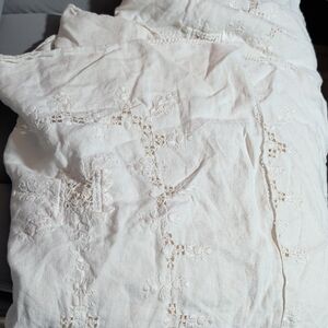 Vintage Cotton Tablecloth 67 By 84 Inches